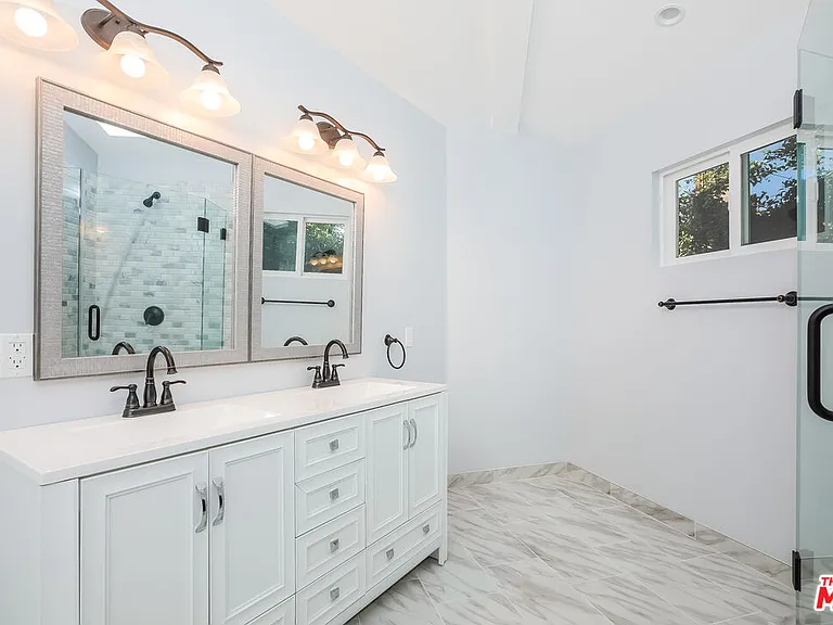 6147 Will Rogers St — Photo 13