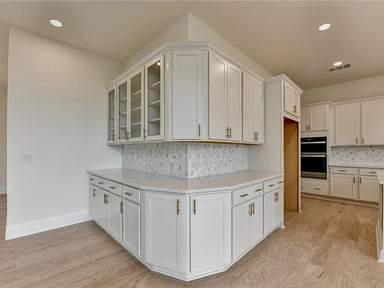 2471 Stewart Rd — Photo 22