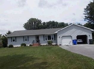 681 Old School House Rd, Middletown, DE 19709