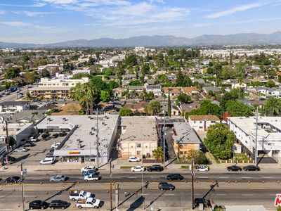 13631 Vanowen St, Van Nuys, CA, 91405
