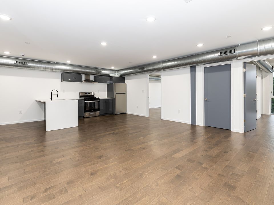 1st image of 1541 N 6th St #5