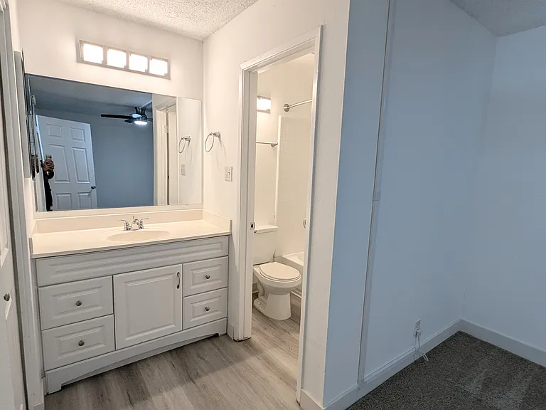 Kenwal Apartments — Photo 15