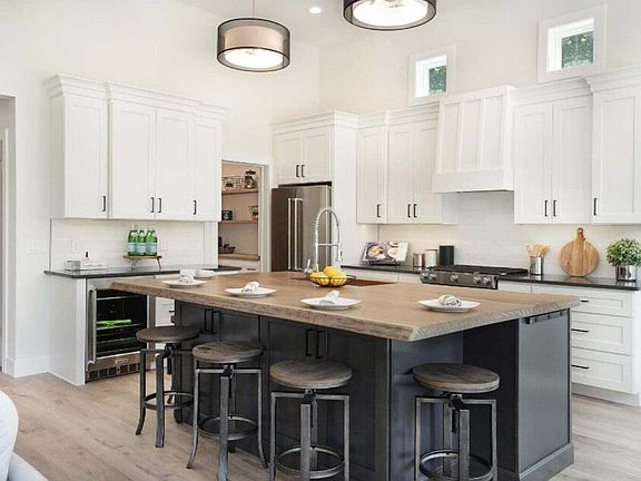 5th image of 2330 Elinor Ln SE #6D