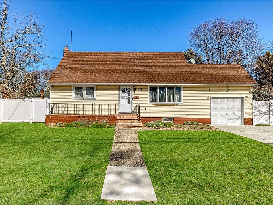 1st image of 19 Mccue Avenue