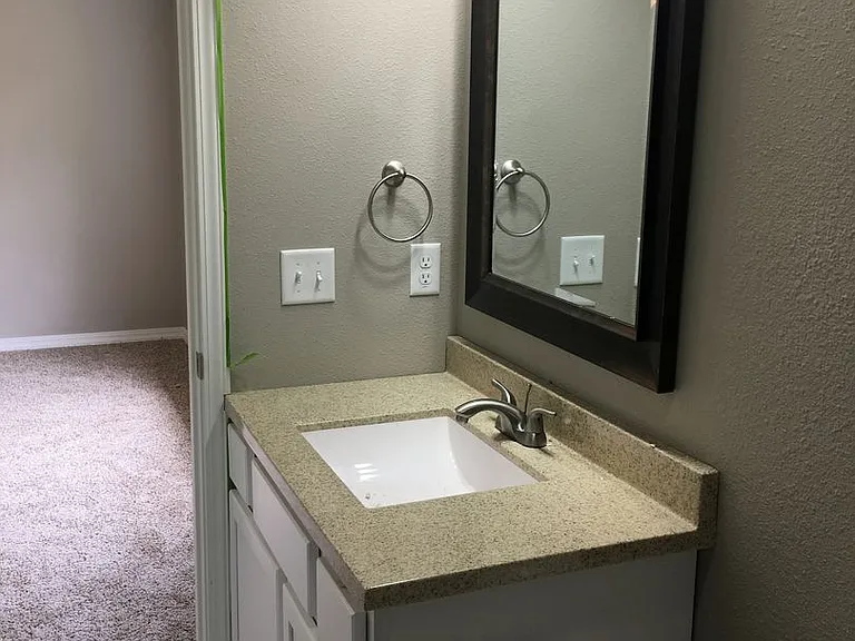 118 Sunrise Cv — Photo 12