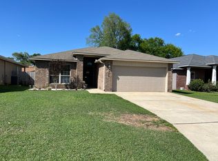 726 Forgotten Creek Ln, Pensacola, FL 32514