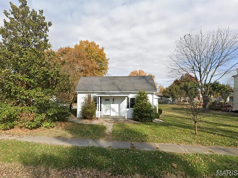 511 E Beckemeyer Ave — Photo 1