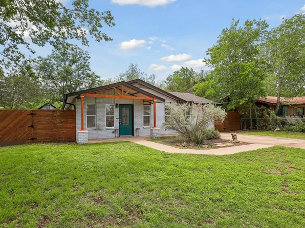 407 Magnolia St, Bastrop, TX 78602