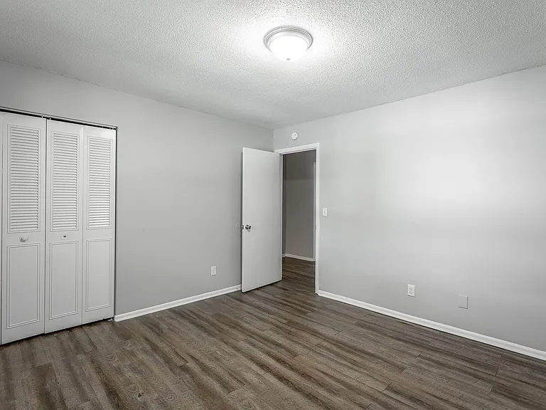 Charming Multifamily Living at 1407 Mana Lane — Photo 15