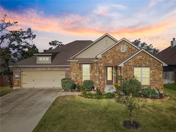 2450 Newark Cir, College Station, TX 77845