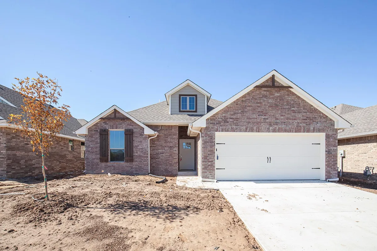 Photo 2 of 18 - 12109 Brinley Reign Dr - Yukon, OK Building Photo - 12109 Brinley Reign Dr