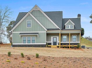 15 Long Shore Way, Newnan, GA 30265