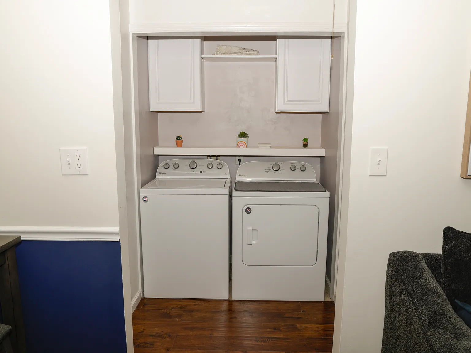 2 bed, 936 sqft, $2,300 — Photo 3