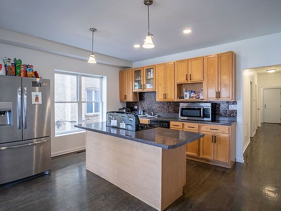 5th image of 110 N Hamlin Ave #1N