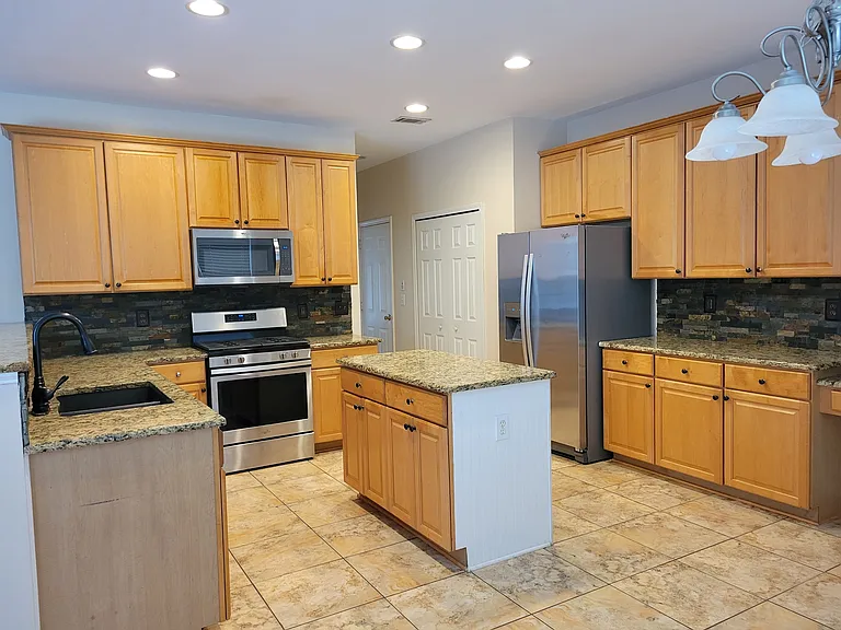 2920 Highland Pass — Photo 7