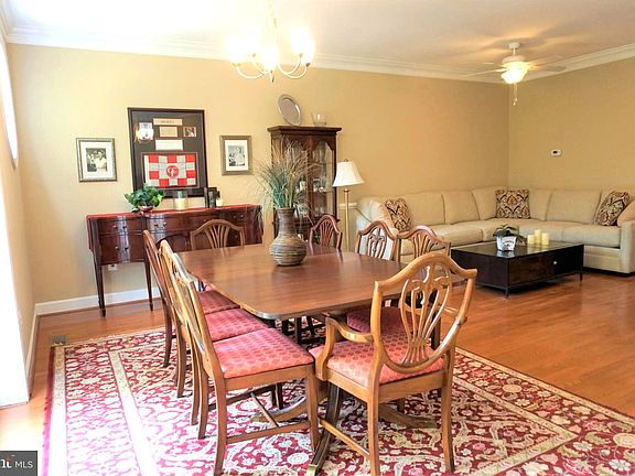 5th image of 133 Herndon Mill Cir