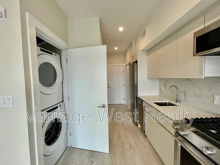 1925 Enterprise Way #409 — Photo 10