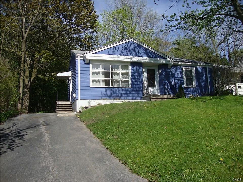 1st image of 408 Yorkshire Blvd