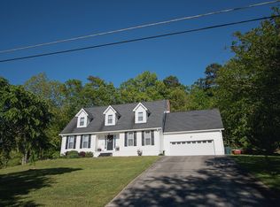 321 Chad St SE, Calhoun, GA 30701