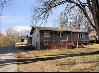 1100 S 3rd Ave, Ozark, MO 65721