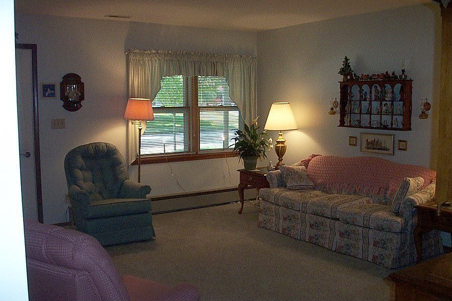 2nd image of 3025 Chickasaw Ln