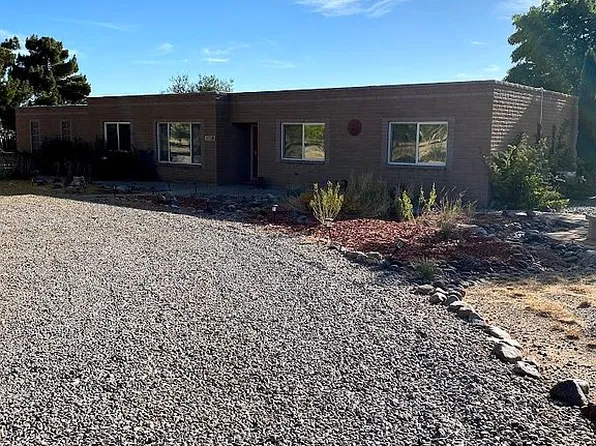 5039 S Apache Ave, Sierra Vista, AZ 85650