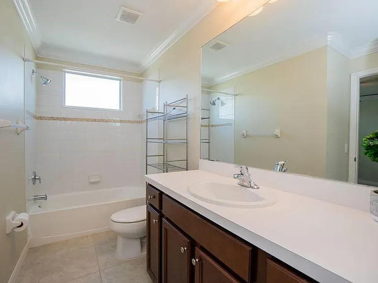 12512 Shimmering Oak Cir — Photo 15