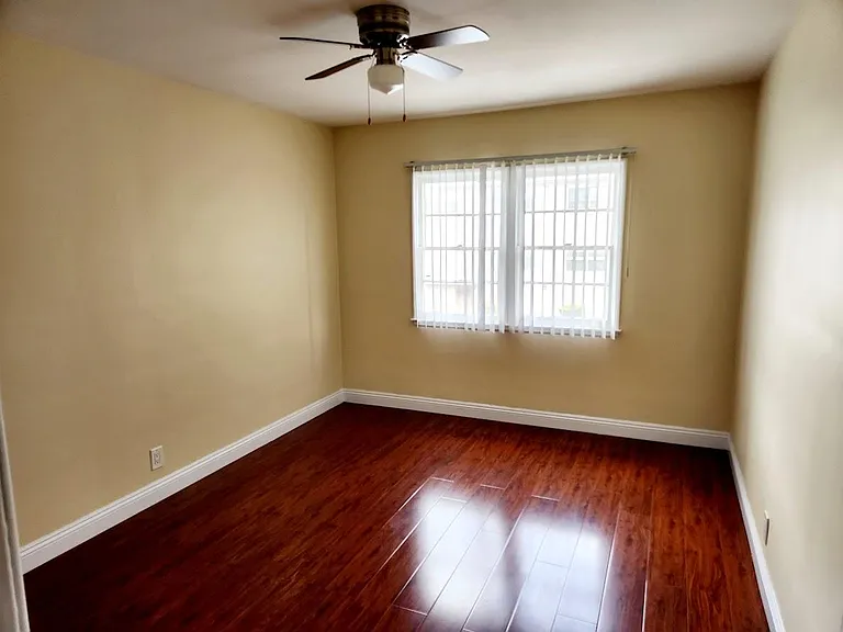 7357 Woodman Ave — Photo 8