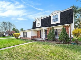 2411 Colony Way, Ypsilanti, MI 48197