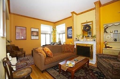2nd image of 1500 N La Salle Dr APT 1A