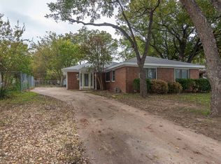 2419 Cambridge Dr, Irving, TX 75061