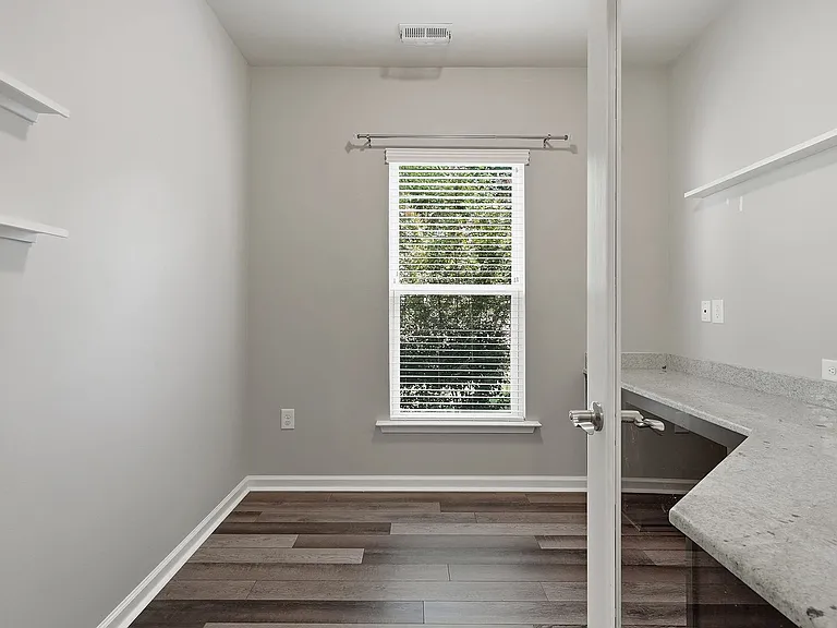 438 Brook Pine Trl — Photo 18