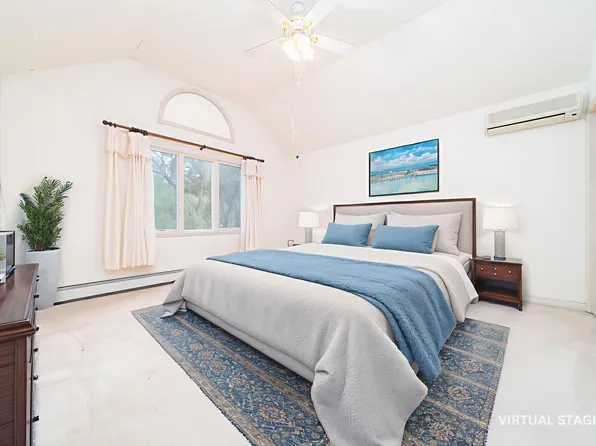 86-16 Palo Alto Street image 7 of 17