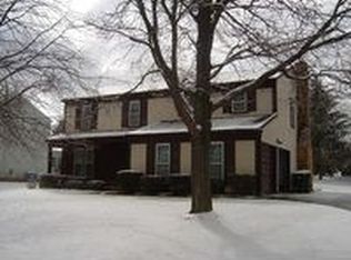 1359 W Fairview Ln, Rochester Hills, MI 48306