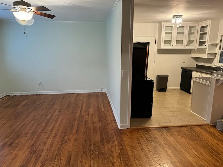320 Cessna Ave — Photo 3