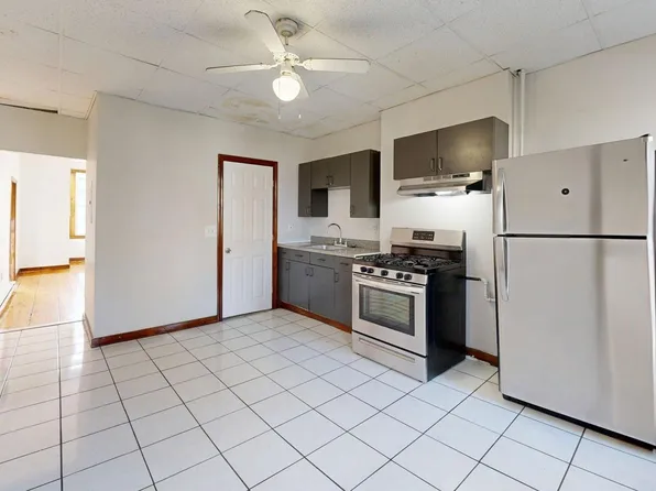 60-62 Chelsea St #1, Boston, MA 02128