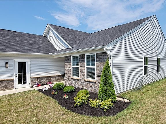 4th image of 1013 Arbor Dr
