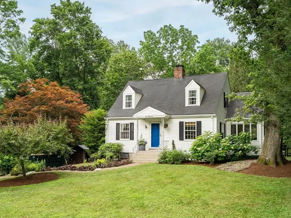 3 White Rd, Wayland, MA 01778