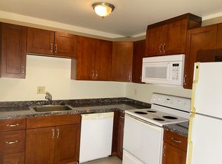 2212 9th Ave SW APT 5B, Olympia, WA 98502
