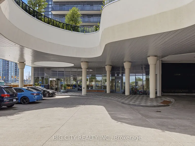 5105 Hurontario St #1401 — Photo 3