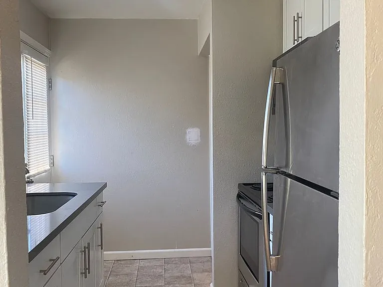 5404 S M St #7 — Photo 4