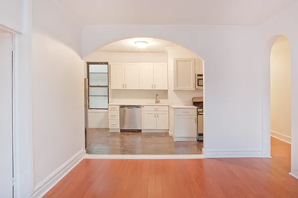 Rented by Miron Properties | media 28