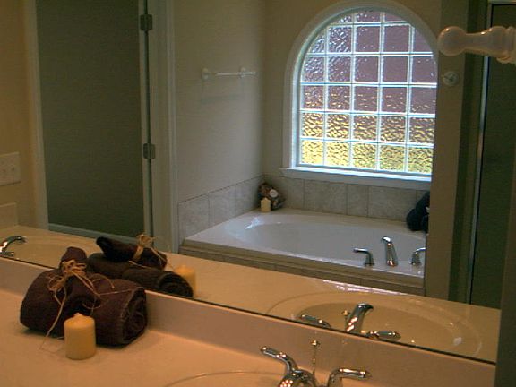 Master Bath, Dual Sinks