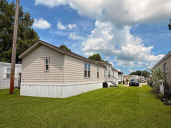 2nd image of 143 Marcaibo Ct