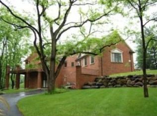 19770 Westhill St, Northville, MI 48167