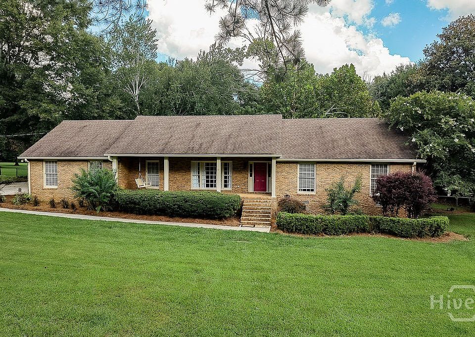 1st image of 1035 Whit Davis Road