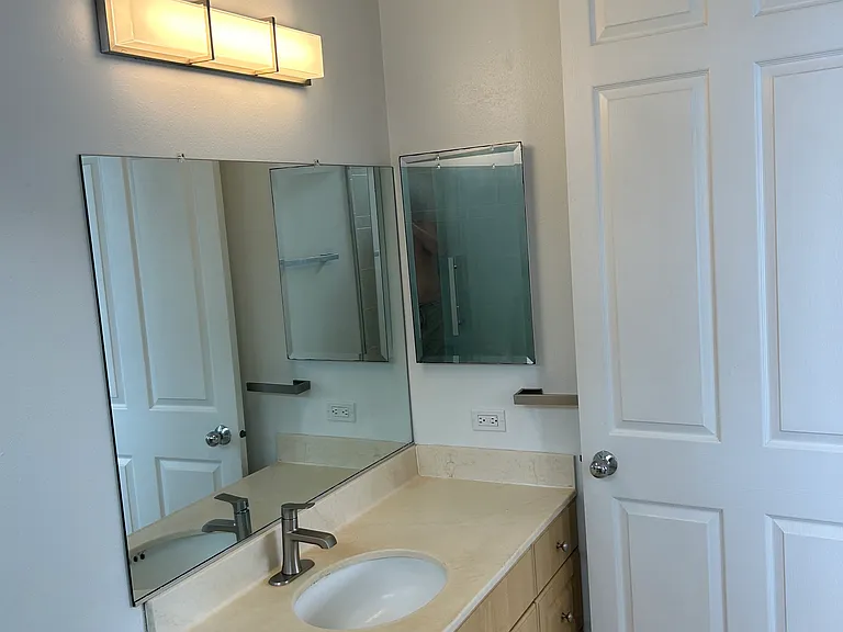 Master bath ensuite