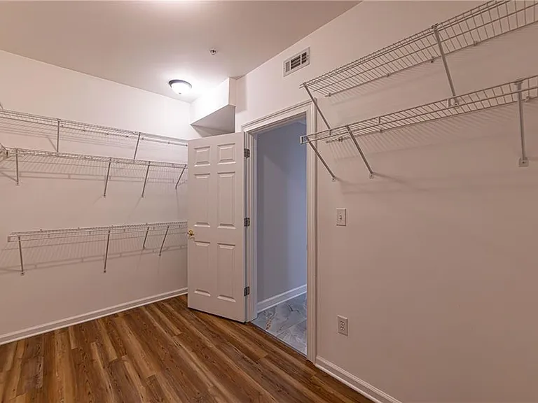 3275 Lenox Rd NE #214 — Photo 41