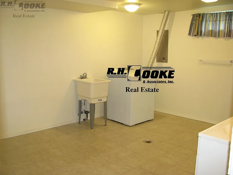 623 E Gordon Ave — Photo 17