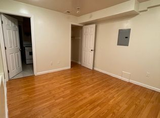 194 Guttenberg St #B, San Francisco, CA 94112